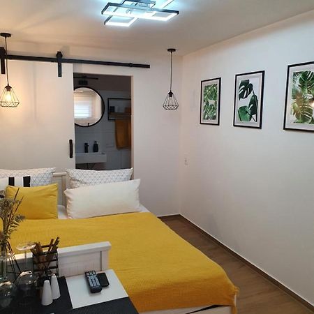 Studio-Apartment Kontaktloser Check-In 멕켄뷔렌 외부 사진