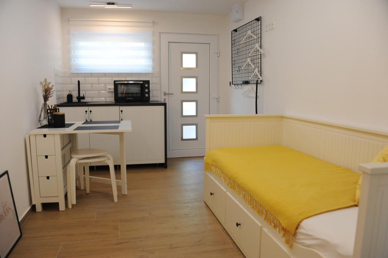 Studio-Apartment Kontaktloser Check-In 멕켄뷔렌 외부 사진
